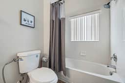 Lakefront 5BR Villa 10min to Disney • Sleeps 10