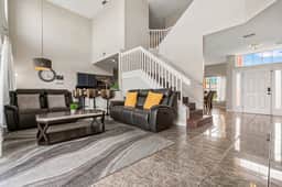 Waterfront 5BR Villa 15 Min to Disney | Sleeps 10 - Image 4