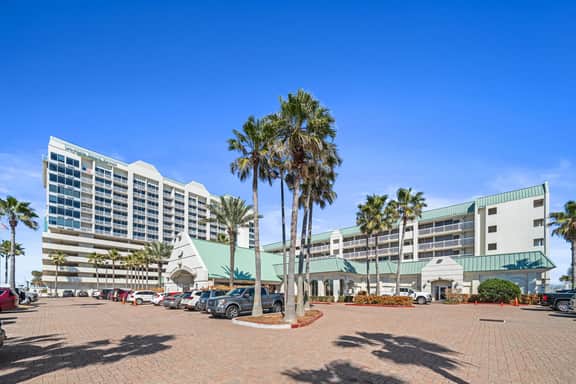 Daytona Beach Beachfront 1BR Condo w/ Pool, Jacuzzi - Image 4