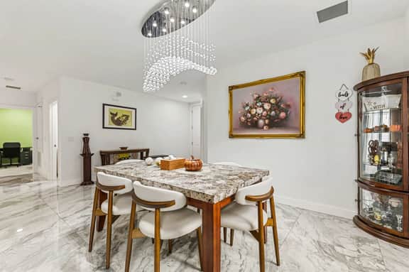 Family-Friendly 4BR Villa Near Disney - Kissimmee