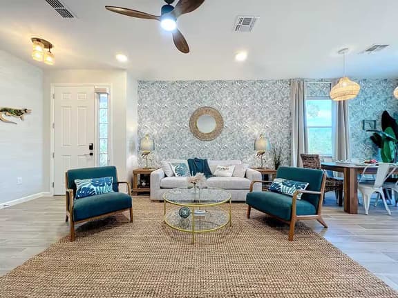 3BR Villa in Gated Oviedo  Near UCF & Orlando